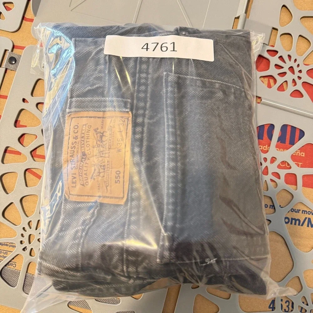 Vtg 1992 Levis 550 Jeans Mens 36 X 32 Gray Relaxed Fit Straight Zip Fly Made USA